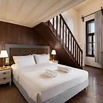 Old Town 3*